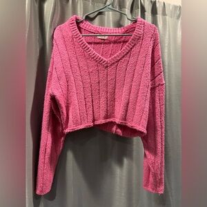 Cropped v-neck sweater by LA Hearts